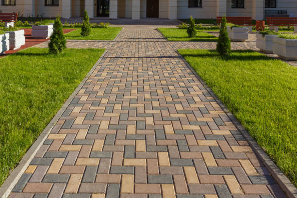 Best Residential Driveway Paver Services  in Jasper, IN